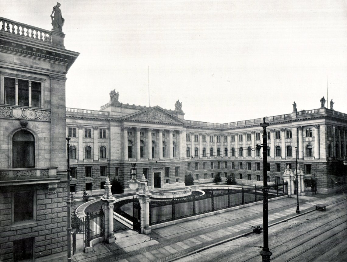 Bild von altem Gebäude